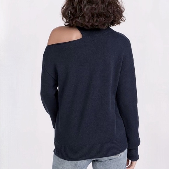 NWOT Paige Raundie Cold Shoulder Turtleneck - Picture 4 of 14